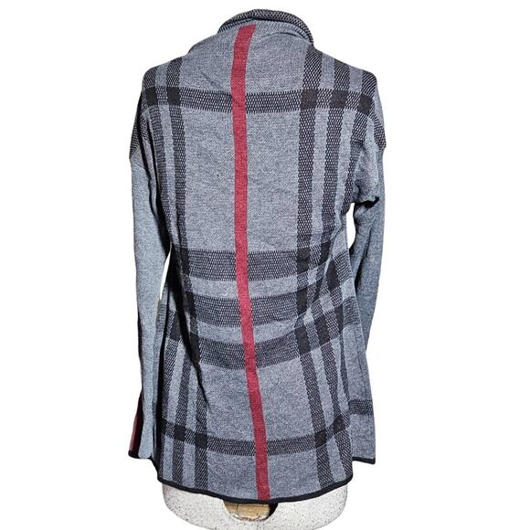 Grey Plaid Cardigan Sweater Size Medium - Picture 2 of 4